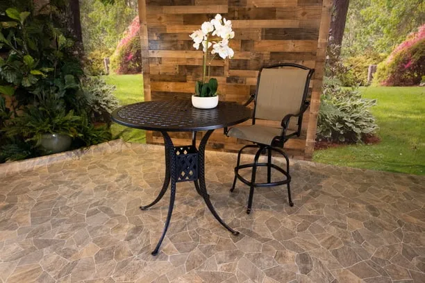 42" Round Weave Bar Table
