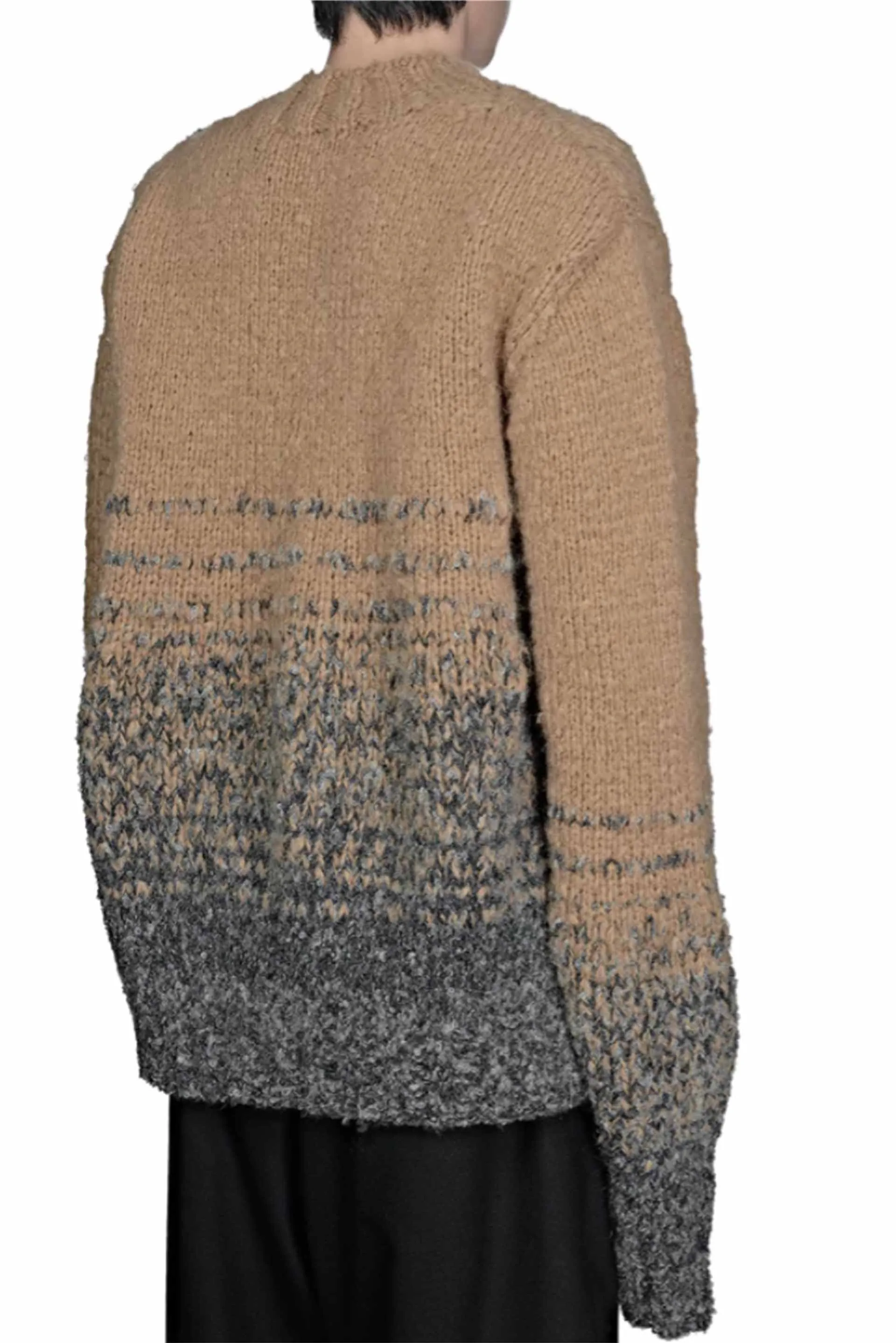Chakob Sweater